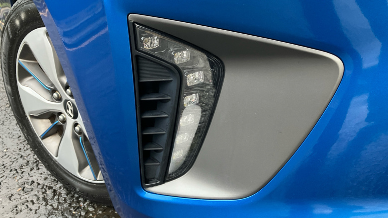 Hyundai IONIQ 1.6 GDi Plug-in Hybrid Premium 5dr DCT Hatchback